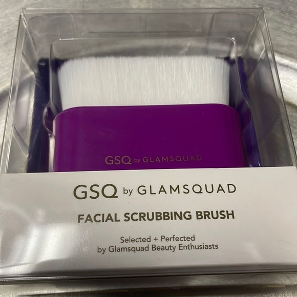 GSQ by Glamsquad Facial Scrubbing Brush - Picture 5 of 8